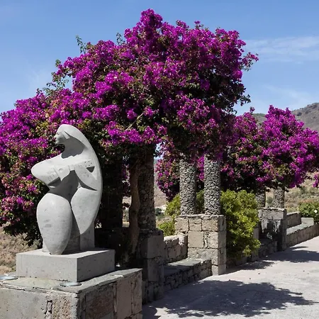 Casa Maruca With Roque Nublo View بيت للعطل